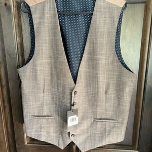 New large men’s dobell brown vest with blue liner and tan satin back